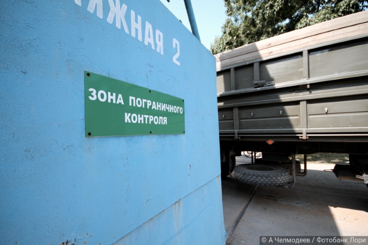 Таможня дает месяц: новый срок «бесхозной» грузовой амнистии