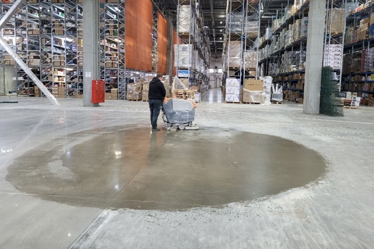 Невидимая статья расходов: 40% ремонтов колес начинаются с дефектов бетонного покрытия