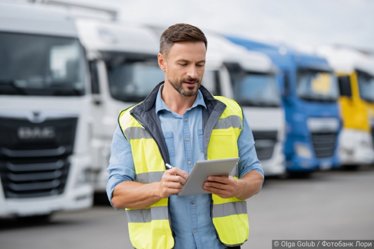 ФНС вшила в поручение двустороннюю подпись, а в экспедиторскую расписку – паспорт склада